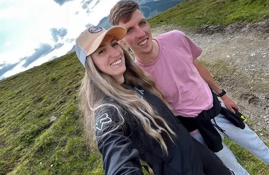 Uspešna sezona prinaša novo motivacijo in velike cilje za Roka in Marušo Naglič