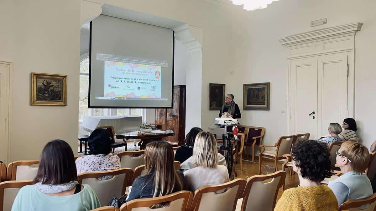 Koroške dobre prakse predstavili v knjižnici na Ravnah