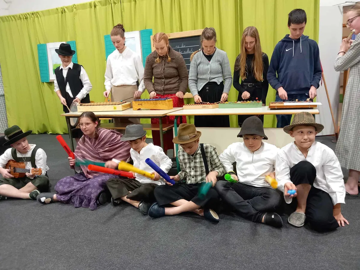 Na Ojstrici so praznovali častitljivih 130 let šolstva (FOTO)