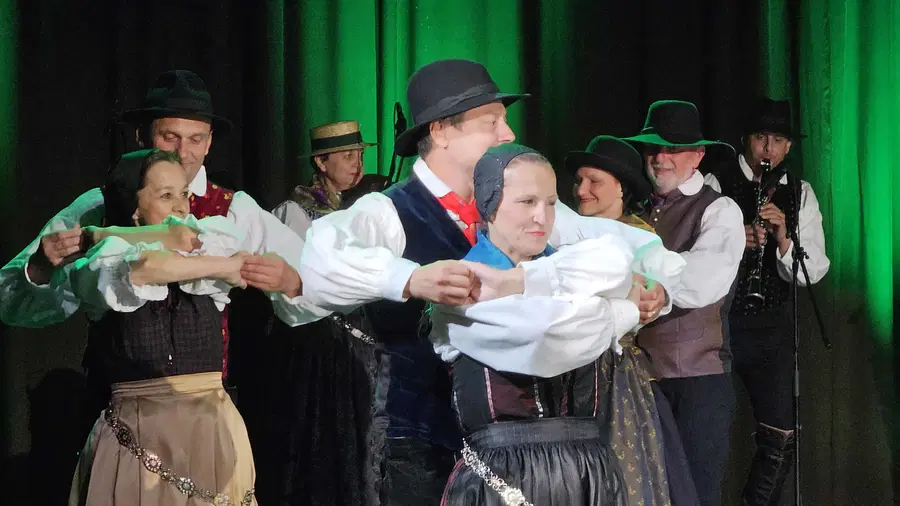 JSKD razpisuje sofinanciranje vrhunskih kulturnih projektov na področju zborovske in folklorne dejavnosti