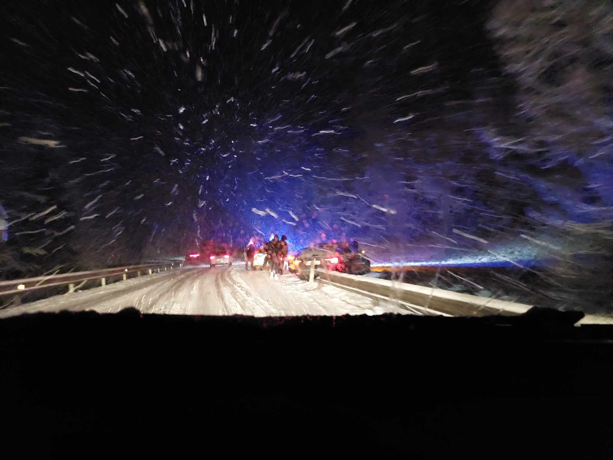 Na relaciji Huda Luknja - Velenje zaradi zdrsa vozila oviran promet