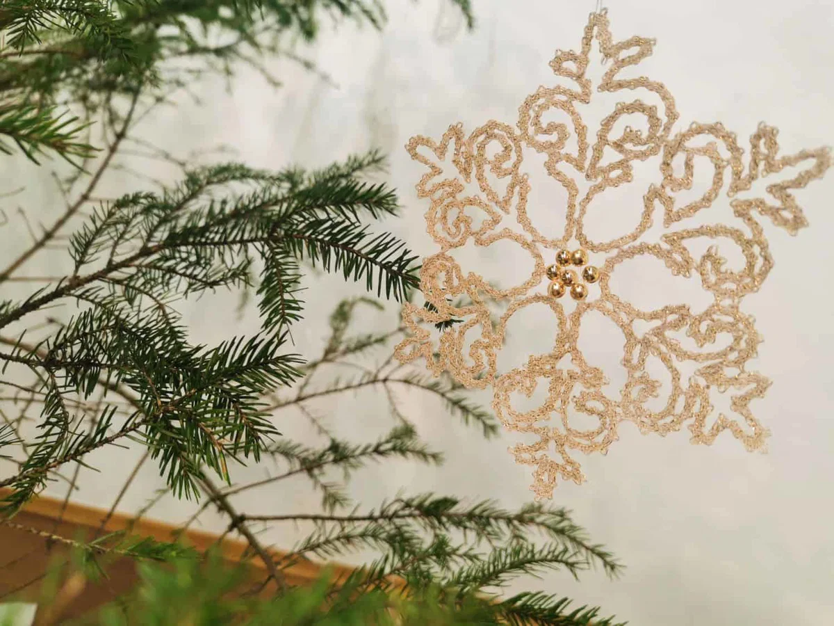 Infopisarno Dravograd krasi razstava klekljanih čipk #foto