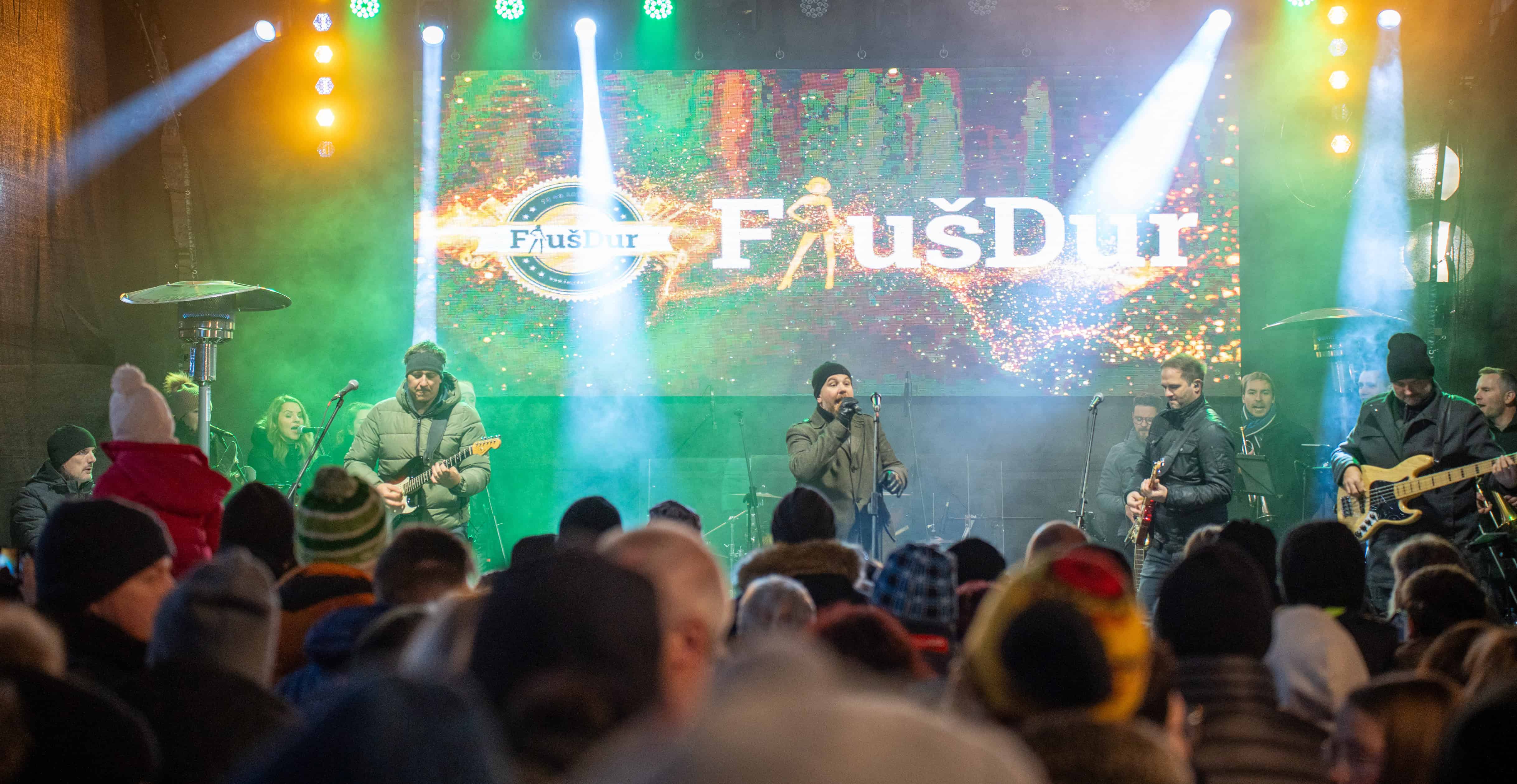 Slovenj Gradec bo ob zvokih FaušDura zasijal v prazničnih lučkah