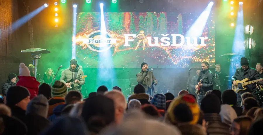 Slovenj Gradec bo ob zvokih FaušDura zasijal v prazničnih lučkah