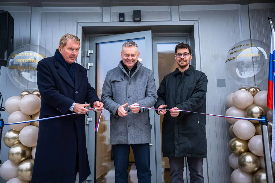 VIDEO in FOTO: V Podgorju predali namenu sedem neprofitnih stanovanj