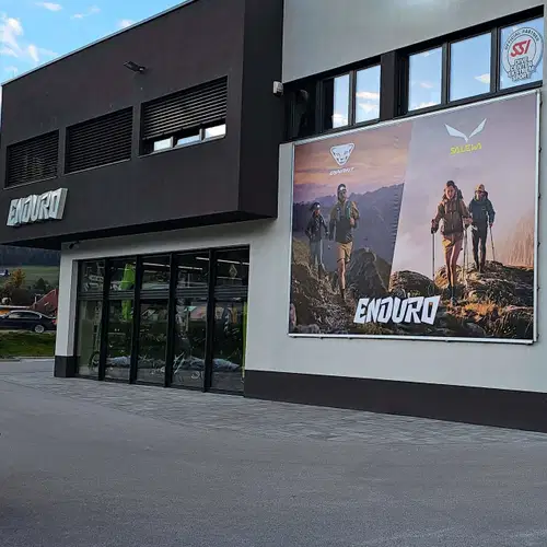 Z Enduro trgovino do lepih božičnih nagrad