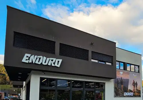 Božična nagradna igra trgovine Enduro se počasi zaključuje