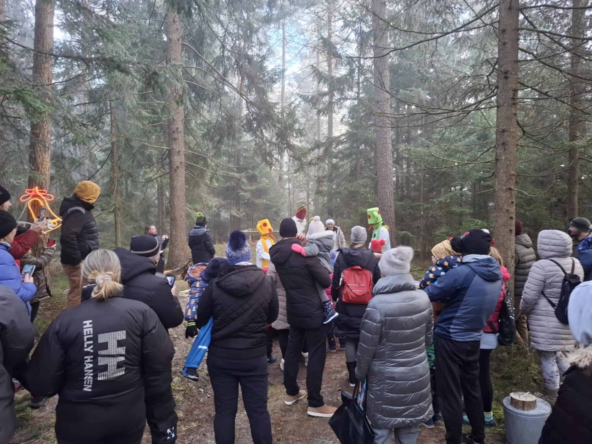 Na Prevaljah so odprli gozdno igralnico Mali gozdni svet, kjer bodo otroci spoznavali čarobnost gozda