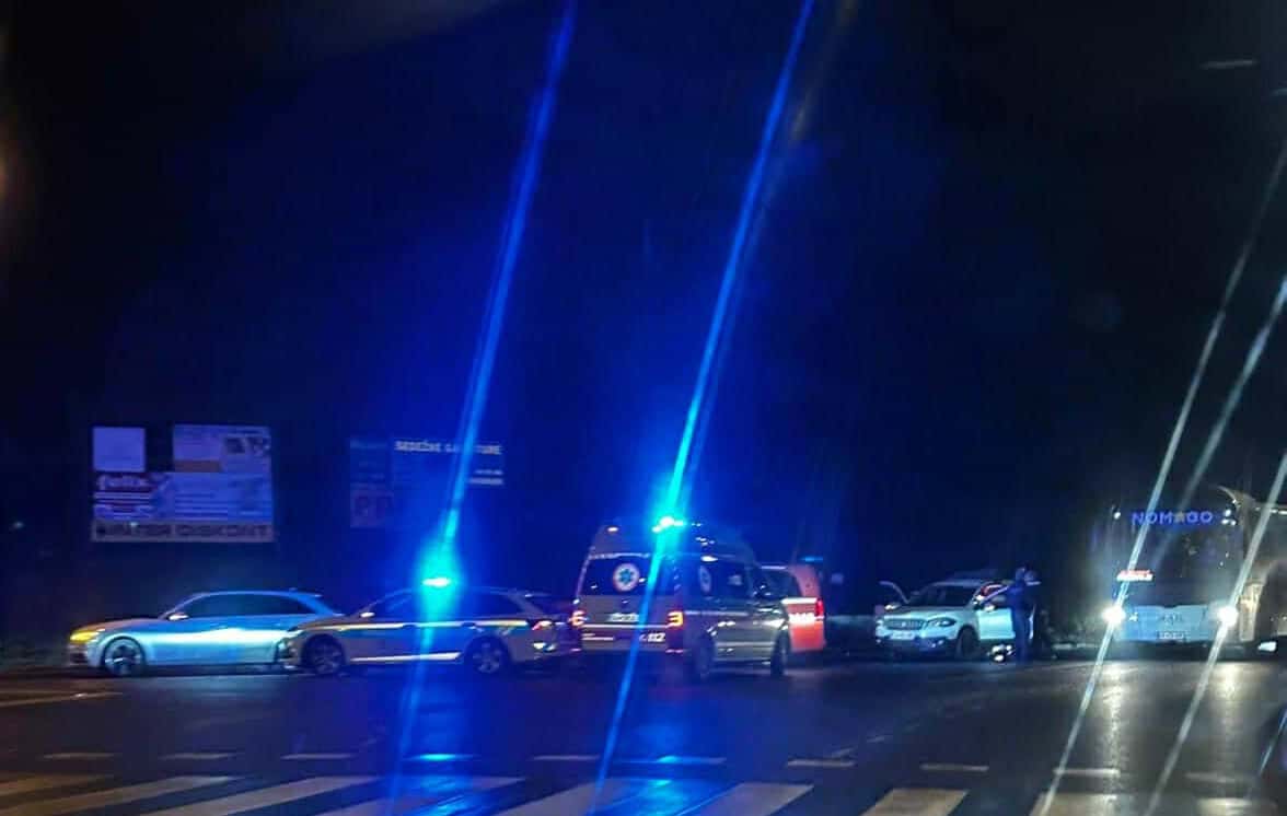 Obvestilo: Na Ravnah na Koroškem se je pripetila prometna nesreča