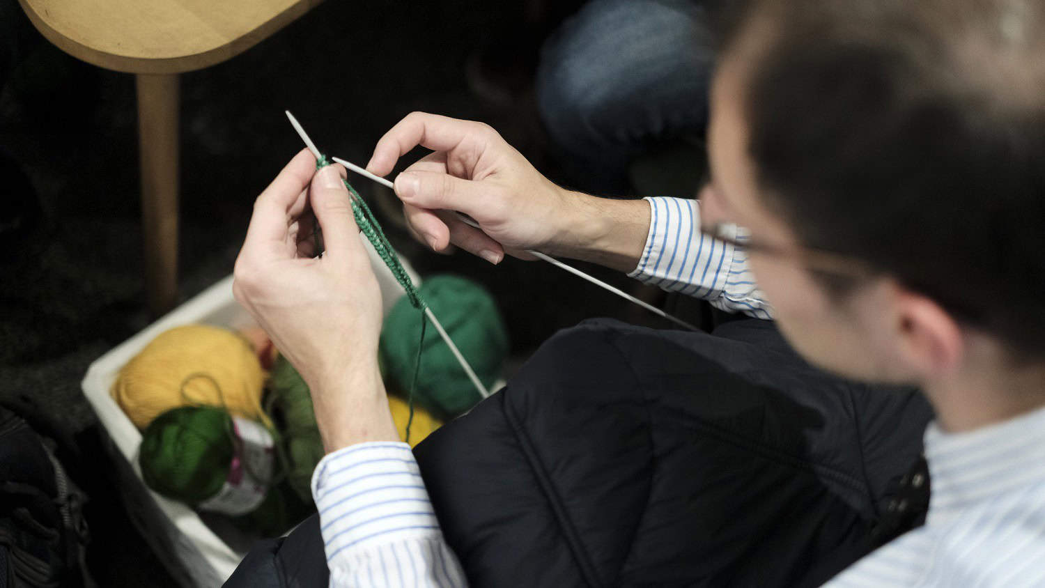 Ljudska univerza Ravne vabi na brezplačno delavnico pletenja