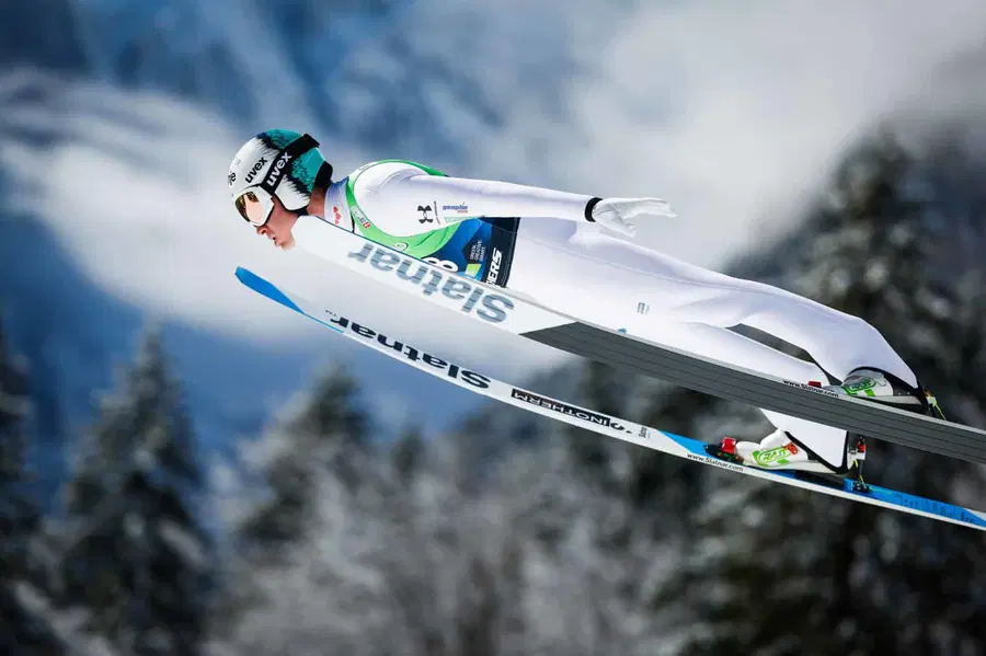 Anže Lanišek v finalu zapravil stopničke v Zakopanah