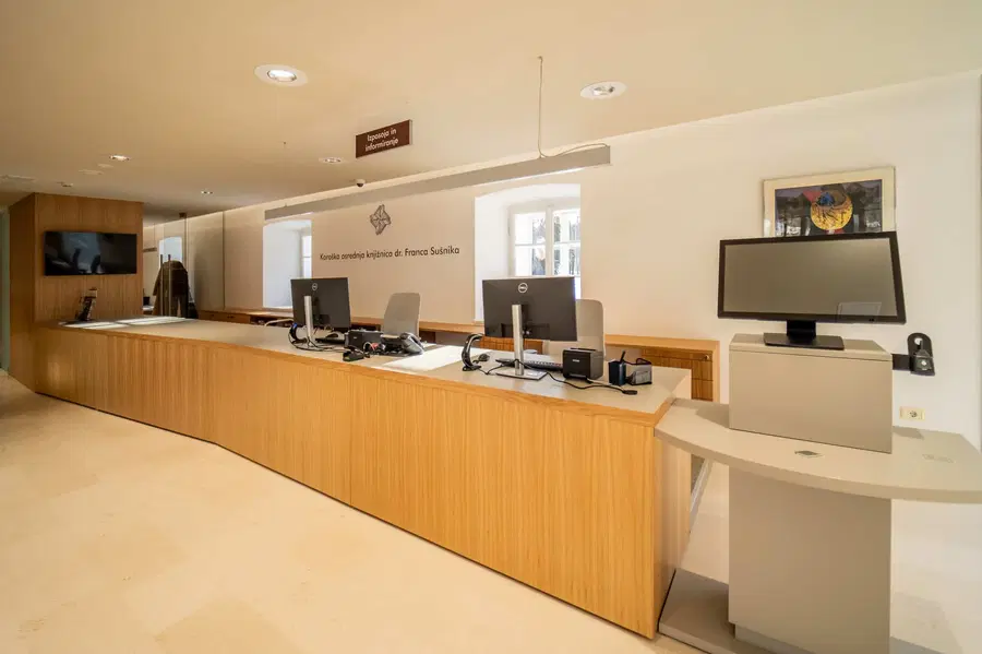 V Koroški osrednji knjižnici bodo slovesno odprli prenovljene prostore izposoje in bukvarne