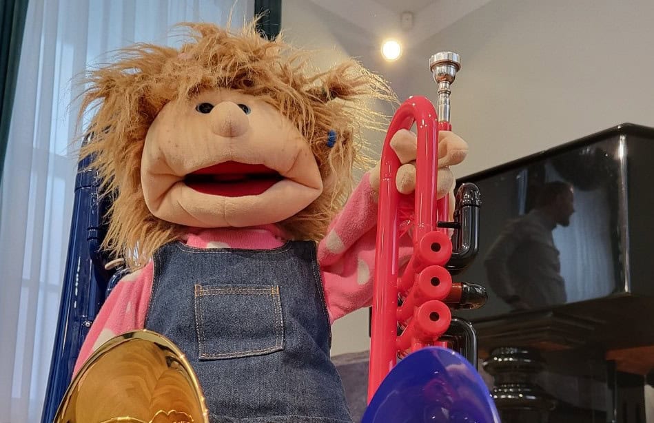 Oskar jež in škrat Trobilko vabita na brezplačno glasbeno delavnico