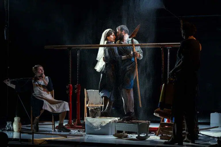 Boj na požiralniku boste bili danes v Narodnem domu Mežica