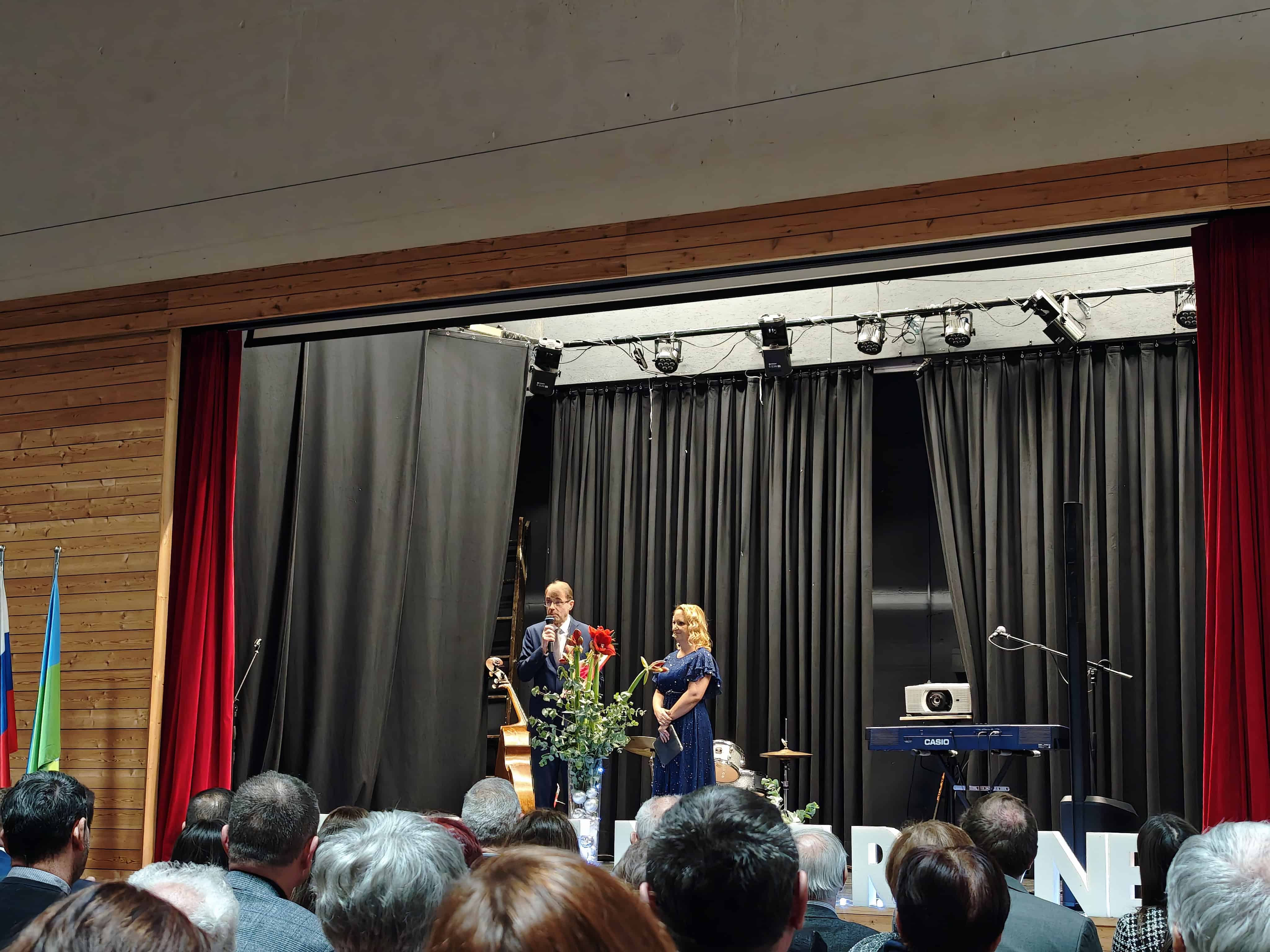 VIDEO IN FOTO: Na ponovoletnem sprejemu na Ravnah o preteklih in bodočih izzivih