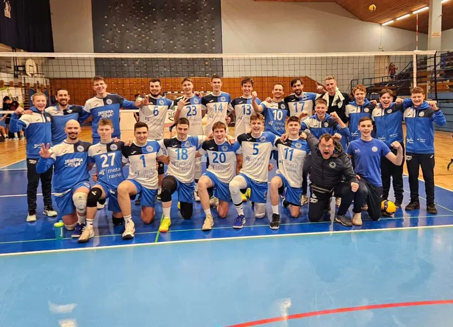 Odličen uspeh Fužinarjevih odbojkarjev