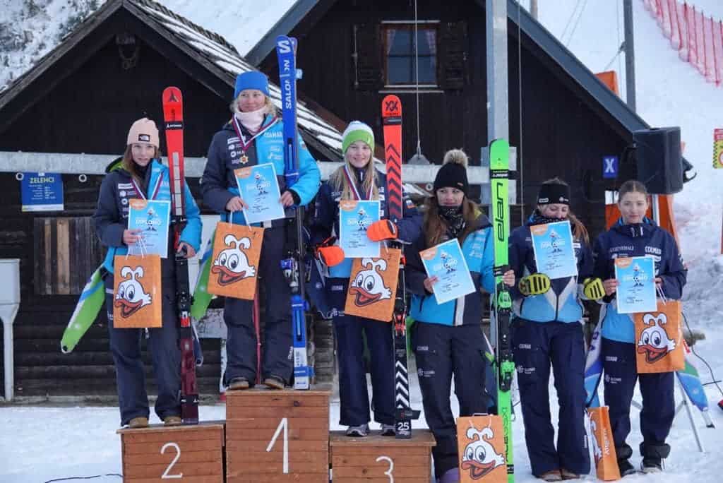 Uspešen konec tedna za smučarje U14 in U16 na tekmovanju VN Argeta Junior (FOTO)