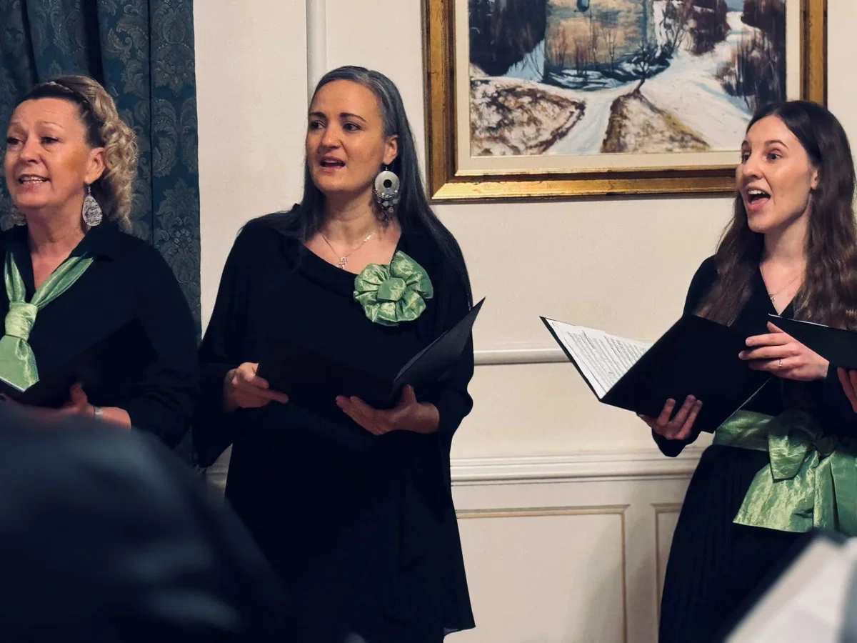 FOTO: V Dvorcu Bukovje se je odvila območna revija odraslih pevskih zborov