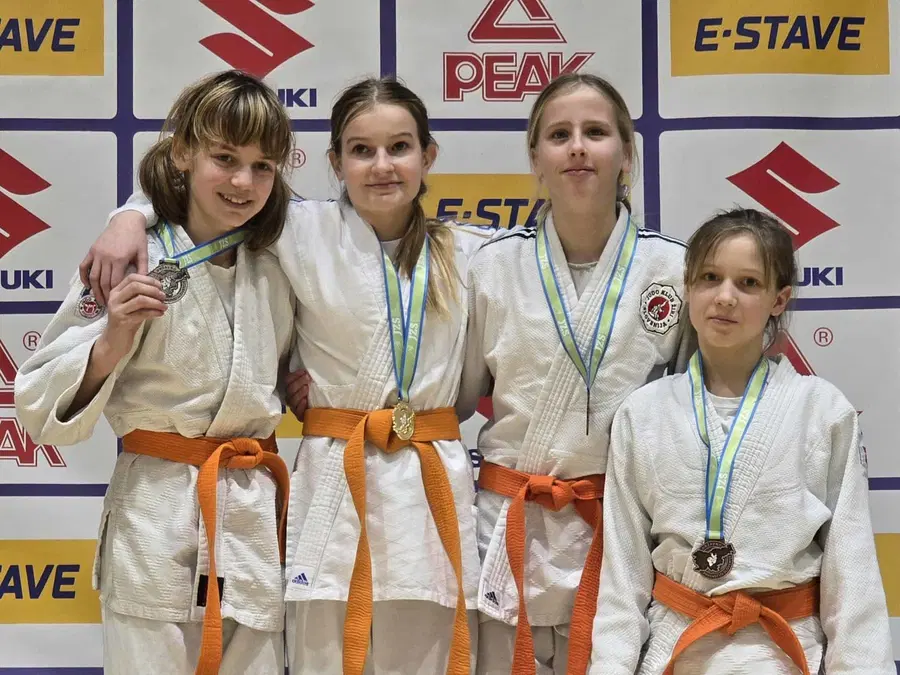 FOTO: Tilen Zdovc in Isabela Pušnik ugnala vso konkurenco