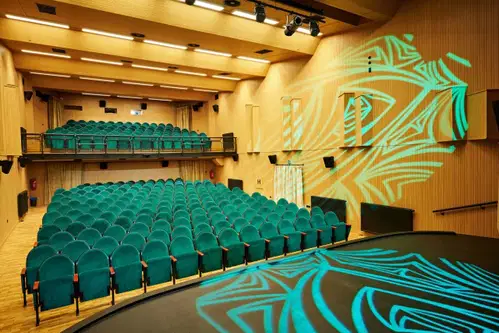 April v Kulturnem domu Slovenj Gradec v znamenju filma in glasbe