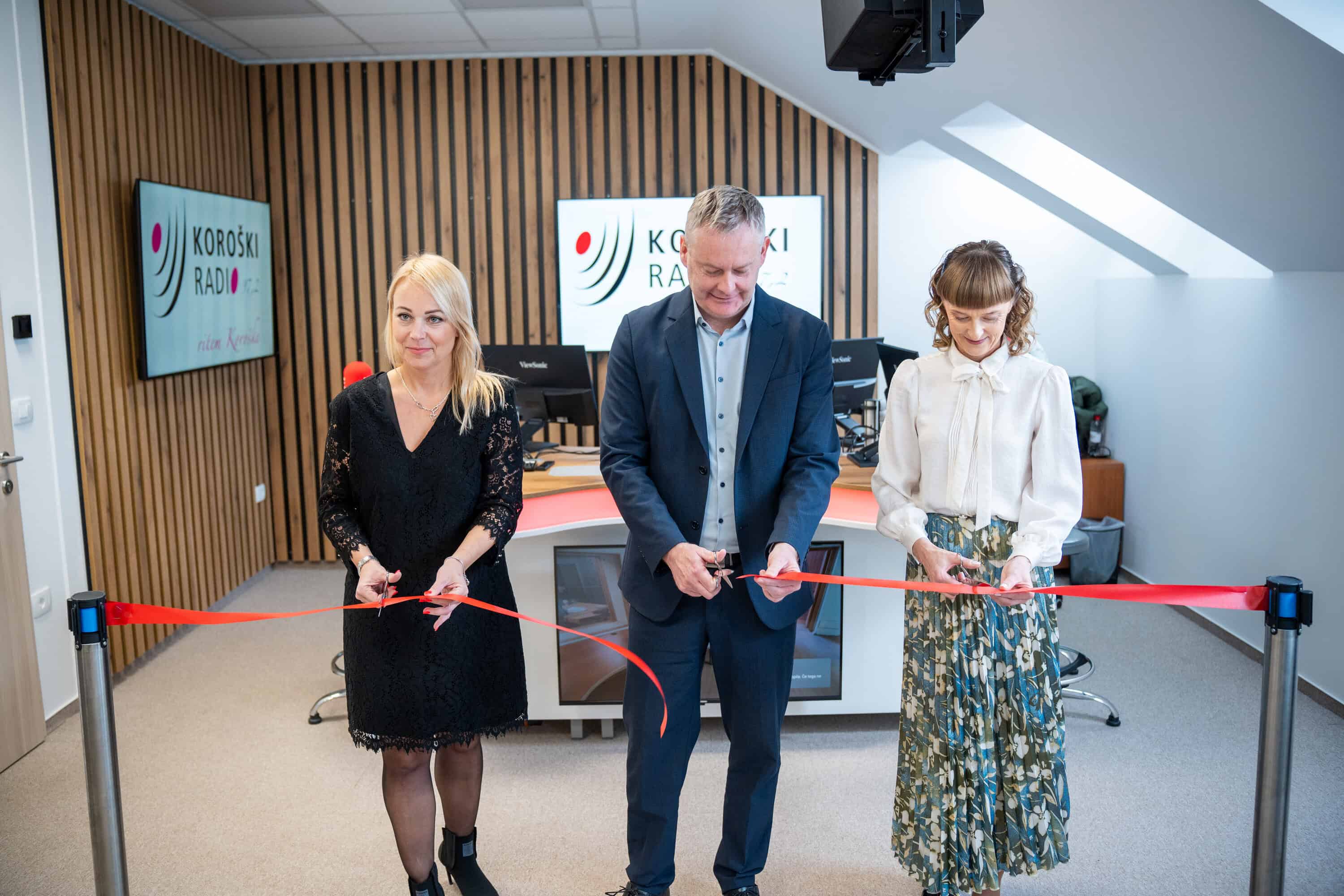 FOTO: Koroški radio oddaja iz prenovljenih prostorov