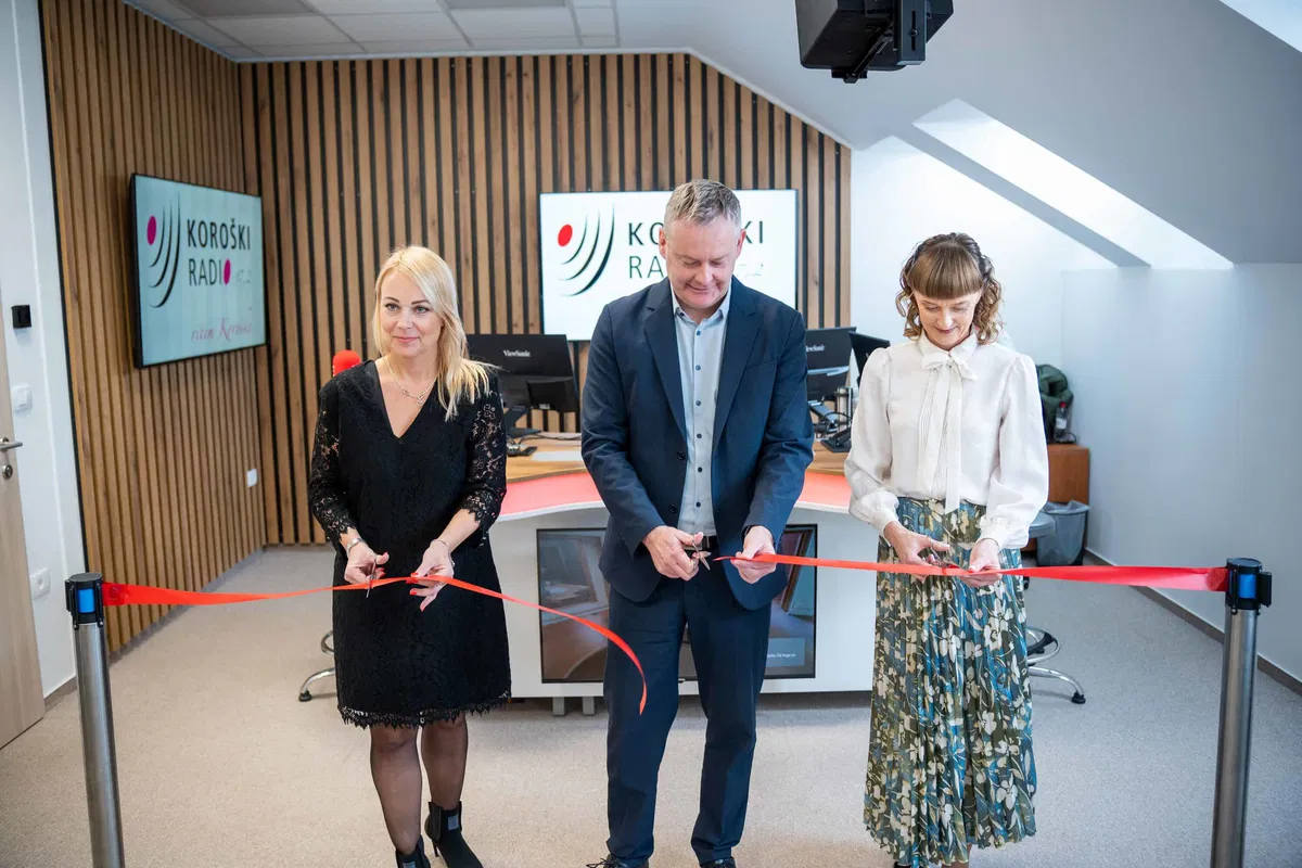 FOTO: Koroški radio oddaja iz prenovljenih prostorov