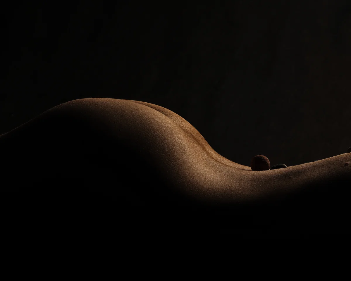 V Vuzenici bo fotografije aktov razstavila domačinka Jana Ajlec