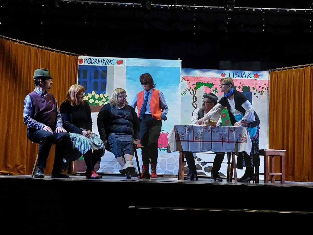 Predstava v Vuzenici v počastitev kulturnega praznika "Zmeda nad zmedo" odpade