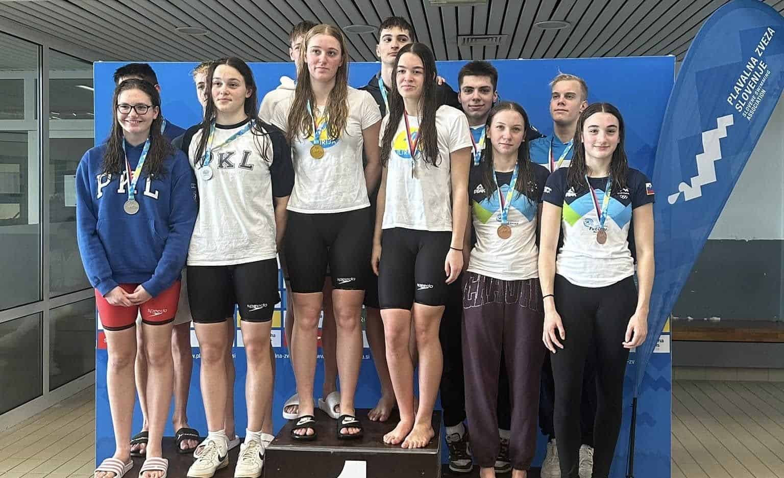 FOTO: Fužinarjevi plavalci in plavalke blesteli na  prvenstvu Slovenije, Janja Šegel absolutna državna prvakinja, Nija Gerdej z novim mladinskim državnim rekordom