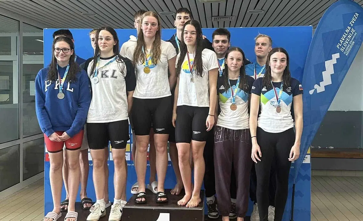 FOTO: Fužinarjevi plavalci in plavalke blesteli na  prvenstvu Slovenije, Janja Šegel absolutna državna prvakinja, Nija Gerdej z novim mladinskim državnim rekordom