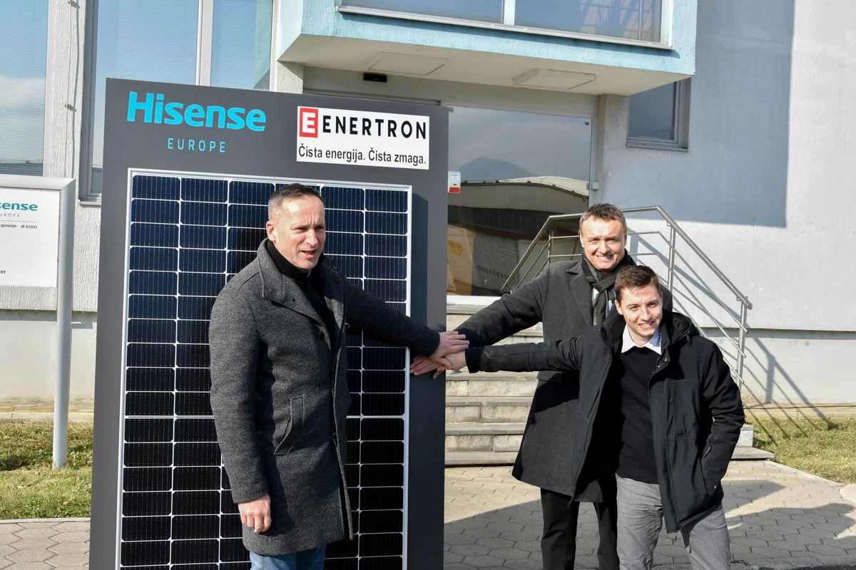 VIDEO: V industrijskem parku Hisense Europe v Velenju zagnali nove sončne elektrarne z močjo 4,4 MW
