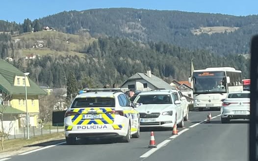 Previdno: Prometna nesreča malo pred Mislinjo