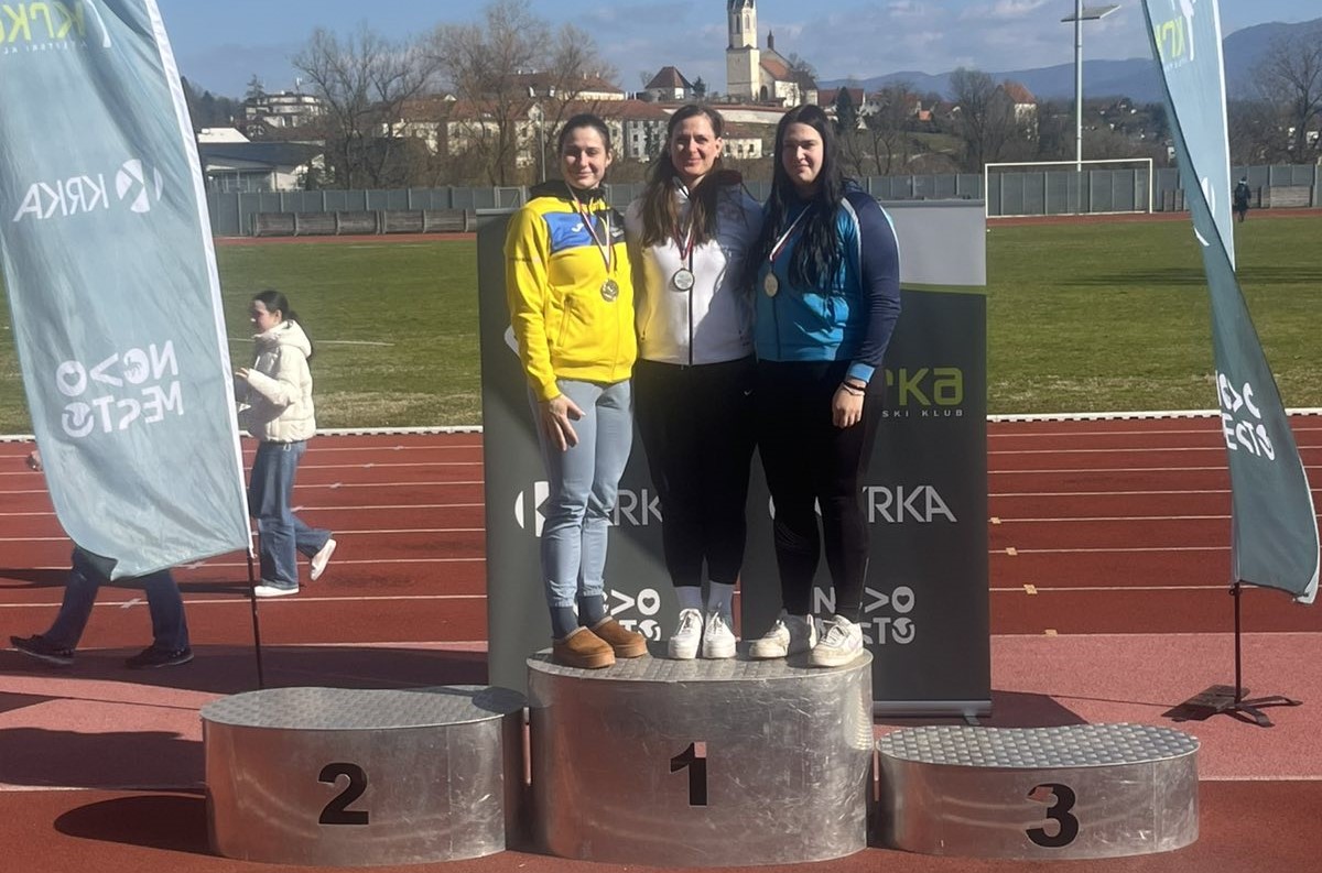 Nuša Lužnik do bronaste medalje v metu diska, Leja Bricman peta