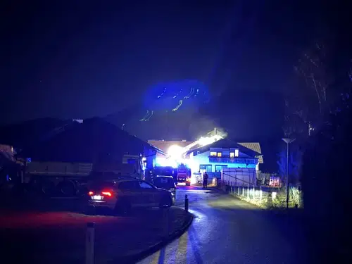 VIDEO in FOTO: V Šmartnem pri Slovenj Gradcu požar na stanovanjski hiši