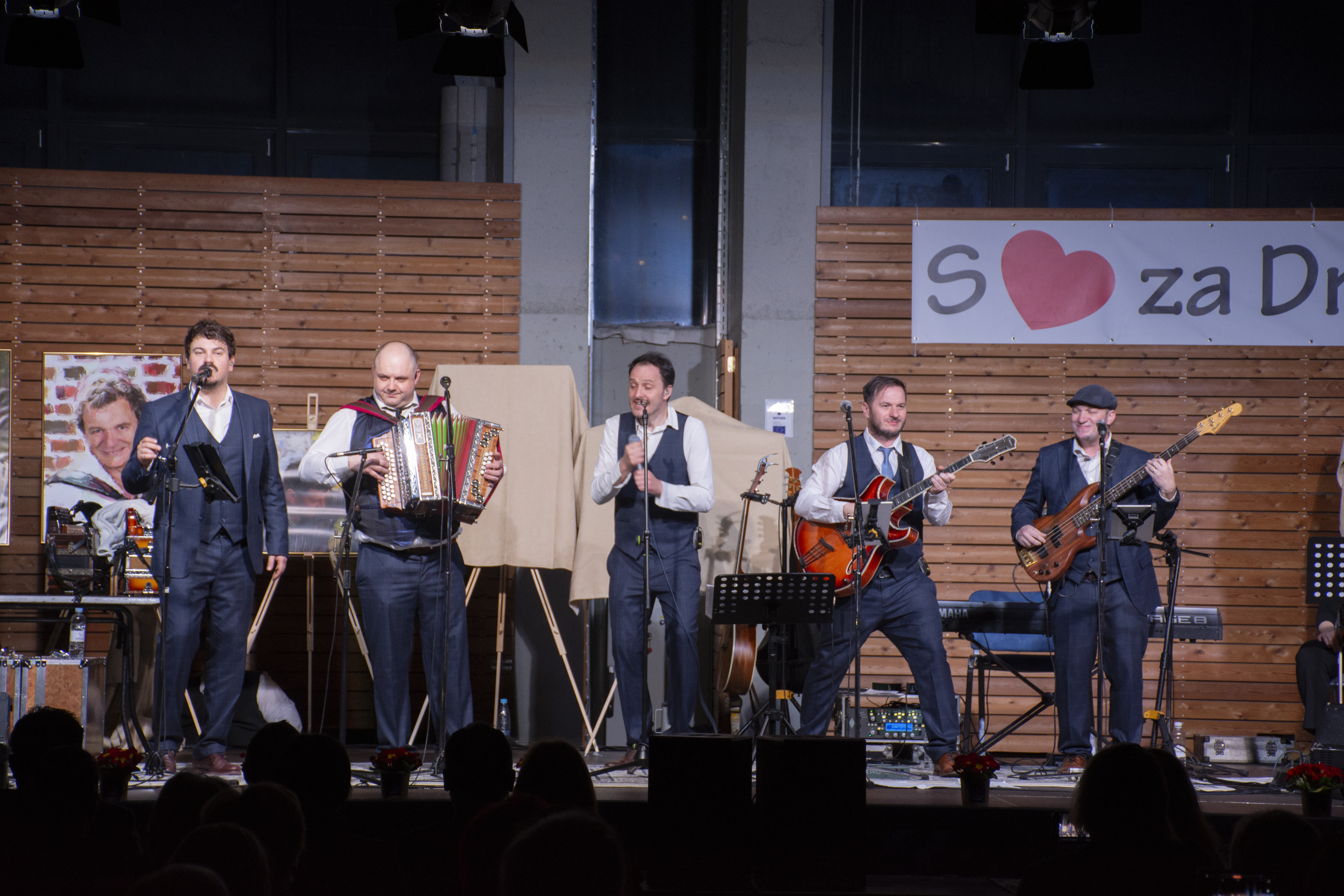 FOTO: Modrijani v Dravogradu napolnili dvorano