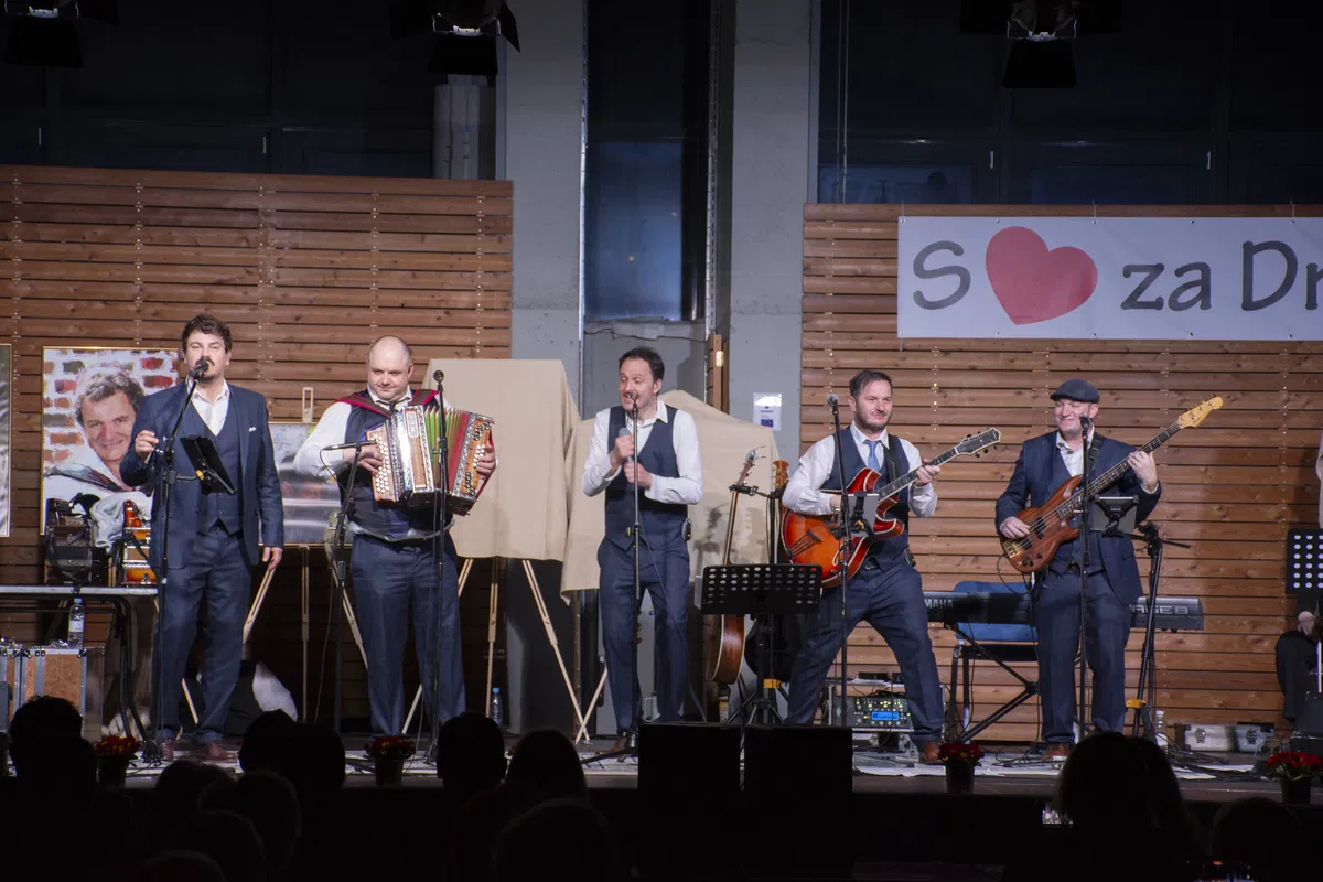 FOTO: Modrijani v Dravogradu napolnili dvorano