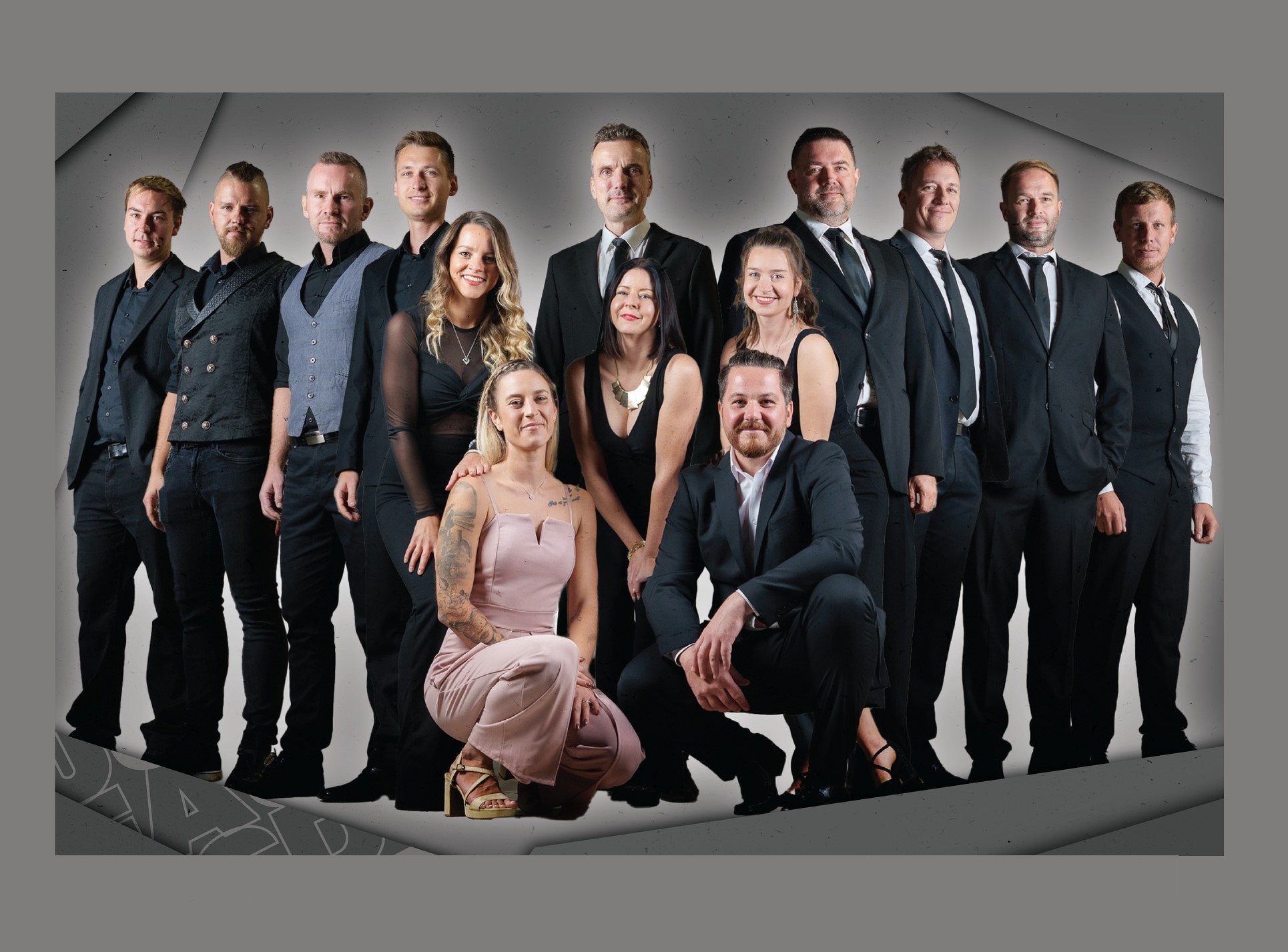 Večer v parku s skupino FaušDur se seli v šotor pri letnem bazenu na Ravnah