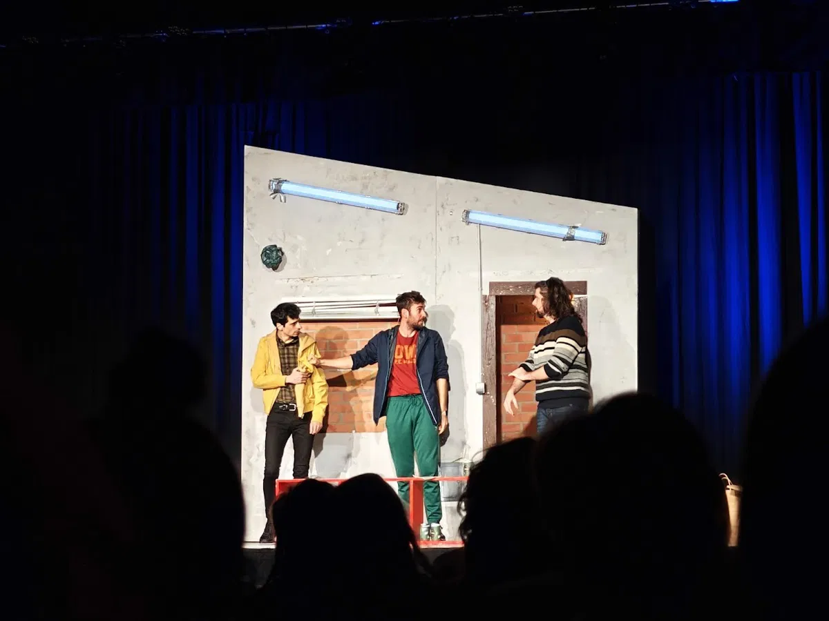 Najbolj odštekana komedija Alfa samski bo navdušila na Radljevanju