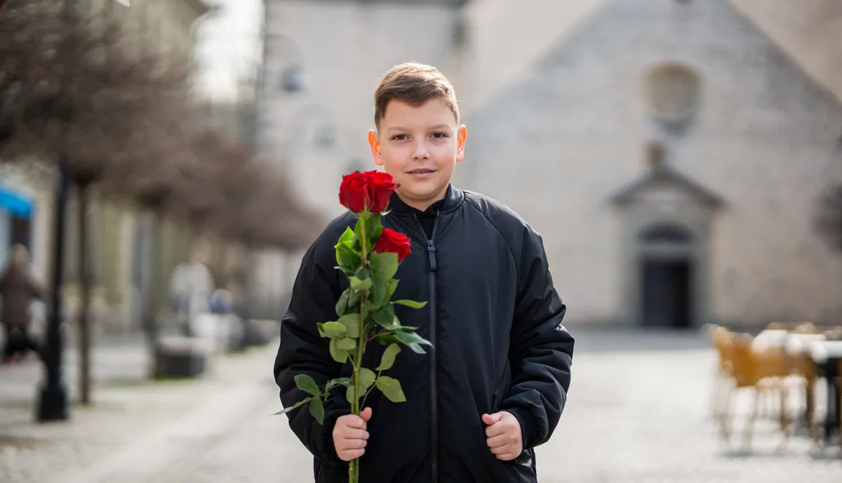 FOTO: MOSG in Spotur obdarila ženske ob dnevu žena