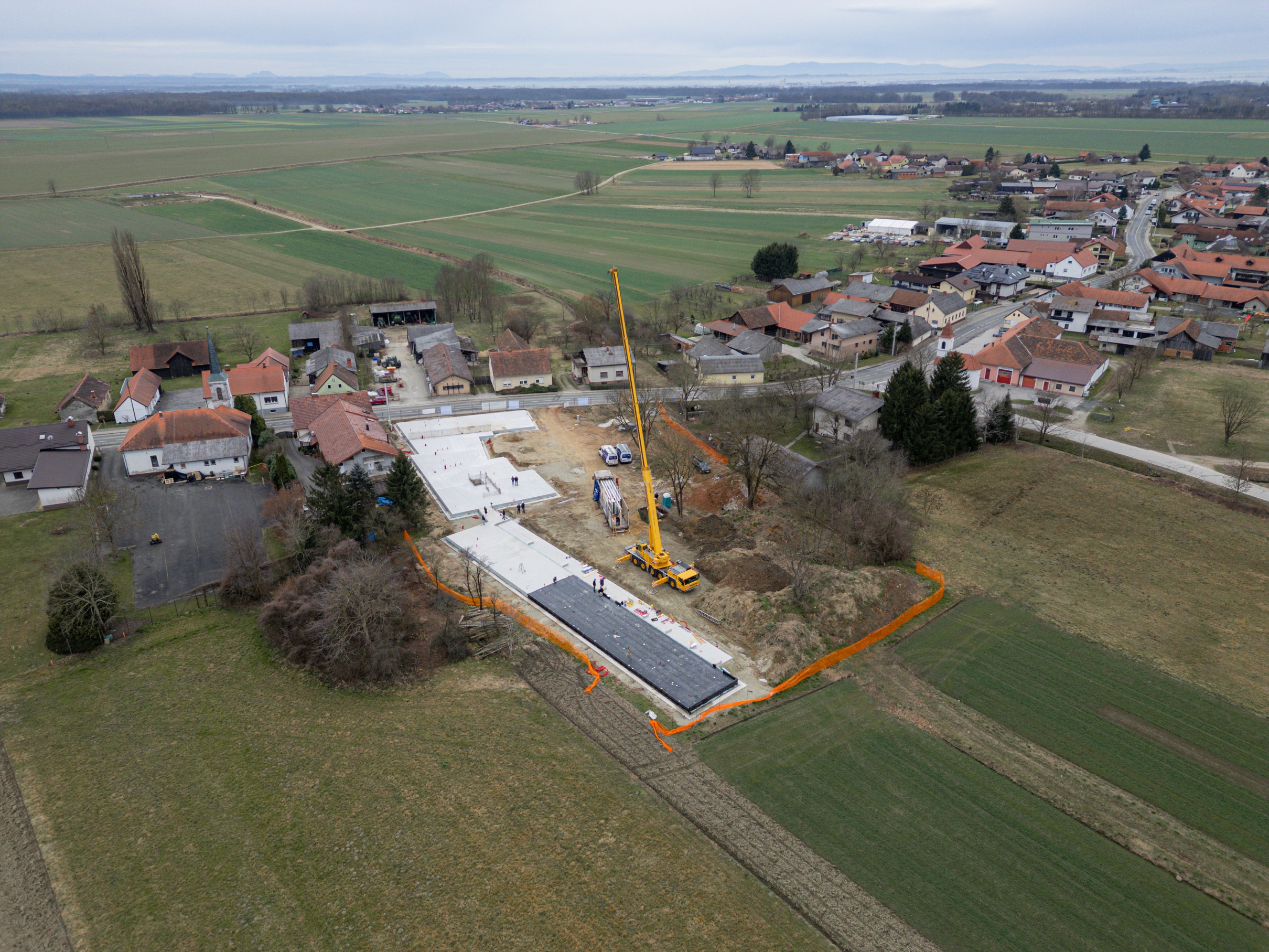 Začetek gradnje trajnostnega objekta »Zlato polje« v Tešanovcih