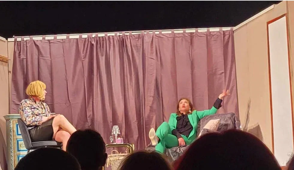 Člani KD Šmiklavž bodo nedeljski popoldan v Mislinji popestrili s predstavo: "Ni lahko biti ženska"