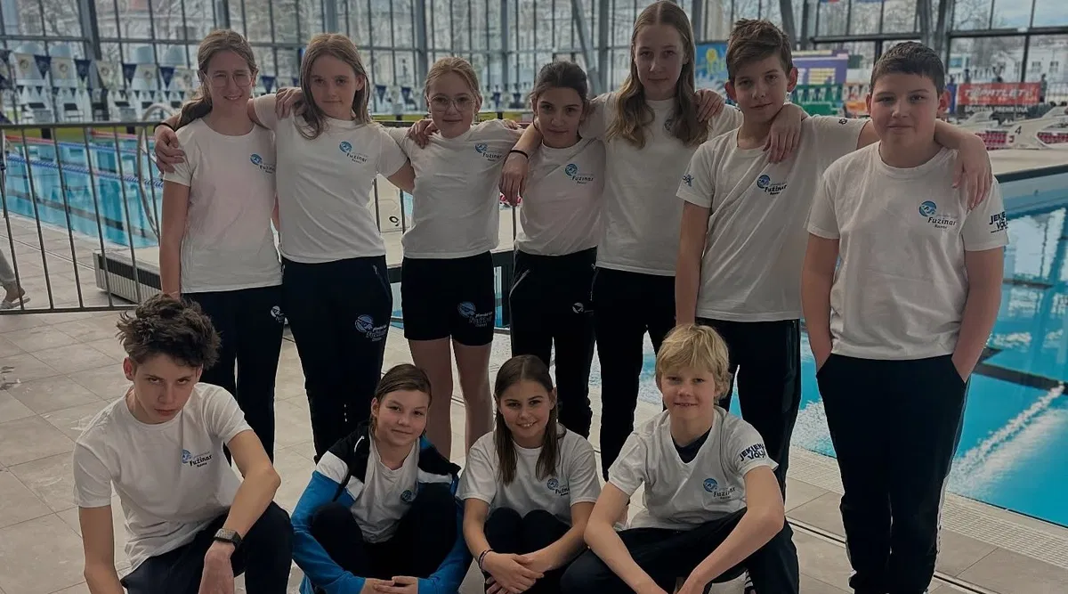 Plavalci PK Fužinar blesteli na prvem delu MM Ježek  v Ljubljani. Anže Kos s kar štirimi medaljami