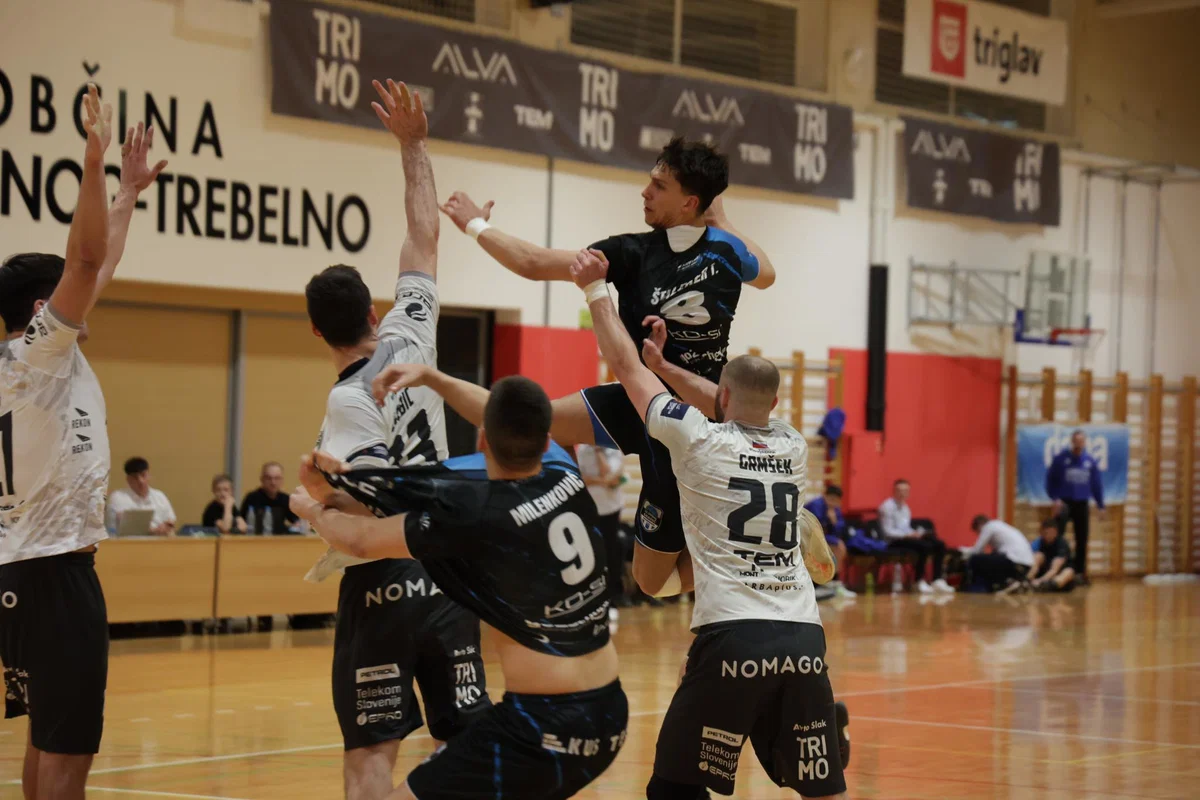 Slovenjgraški rokometaši izgubili proti Trimo Trebnje