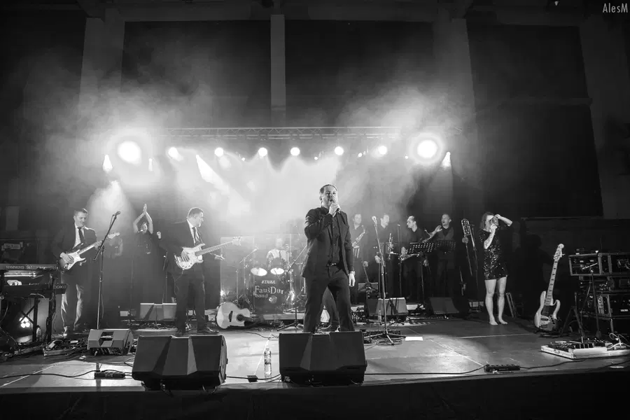 Športno obarvan dan na Ravnah bo zaključili koncert vrhunskega FaušDur banda