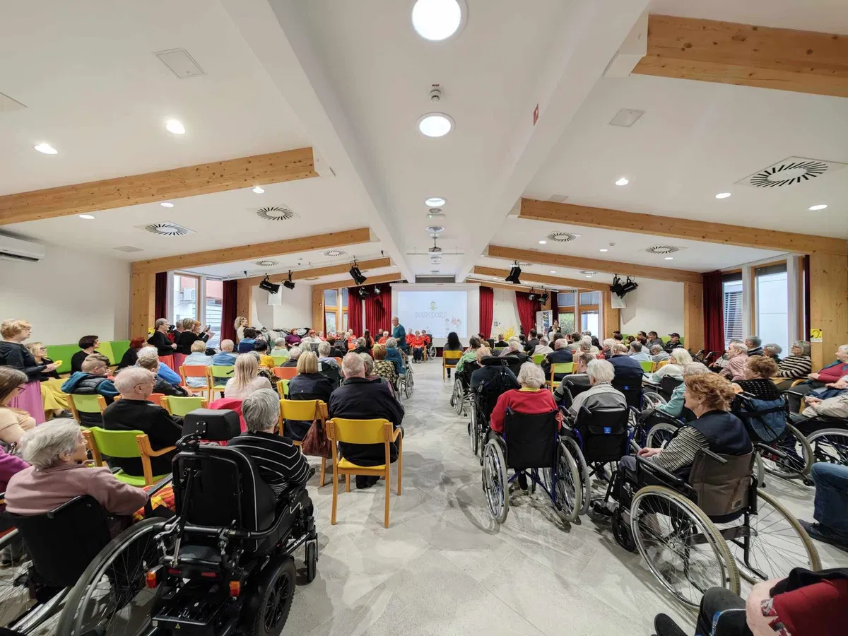 FOTO: V Medgeneracijskem centru Brinjevka prostor za vse generacije