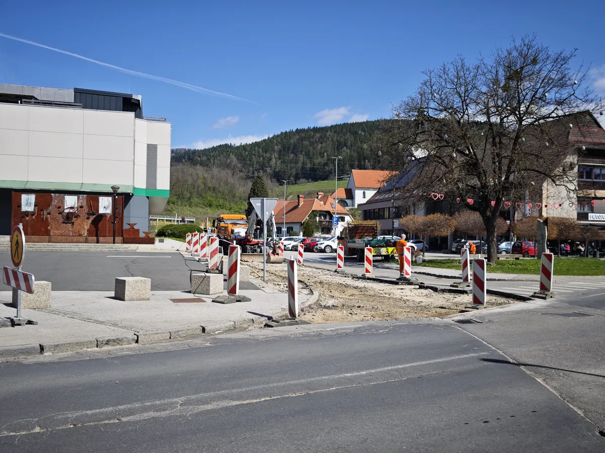 Obvestilo: Zaradi del pri Tušu bo delna zapora ceste Ravne-Kotlje