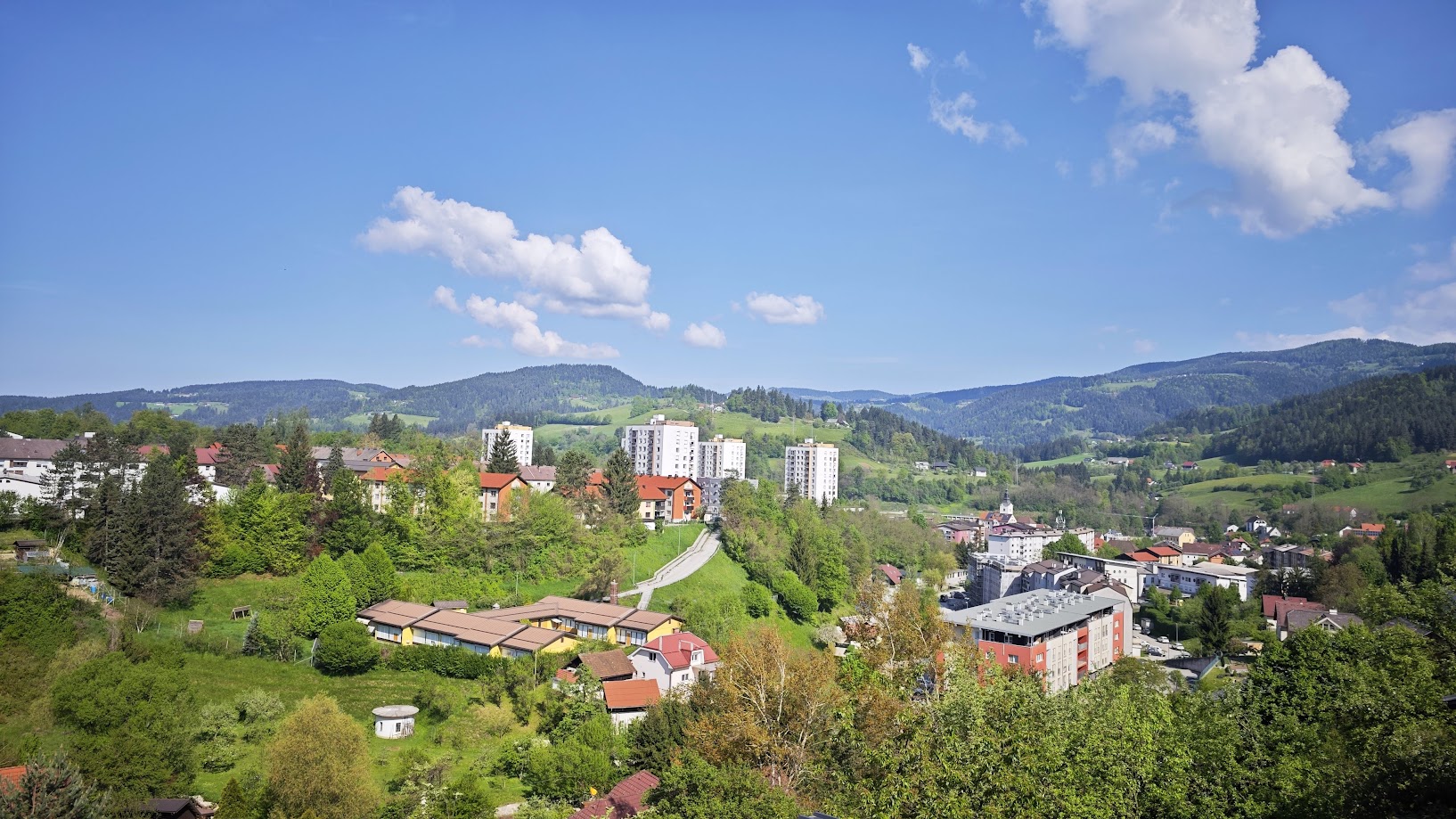 Občina Ravne: Prihaja 200 novih stanovanj