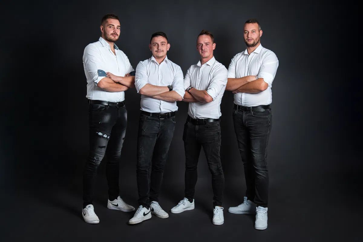 VIDEO: Koroška skupina iTAK predstavlja novo skladbo "Policaj za dobro voljo"