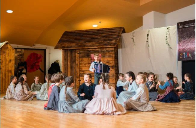 V Mežici bo potekalo regijsko srečanje otroških folklornih skupin od Celja do Koroške