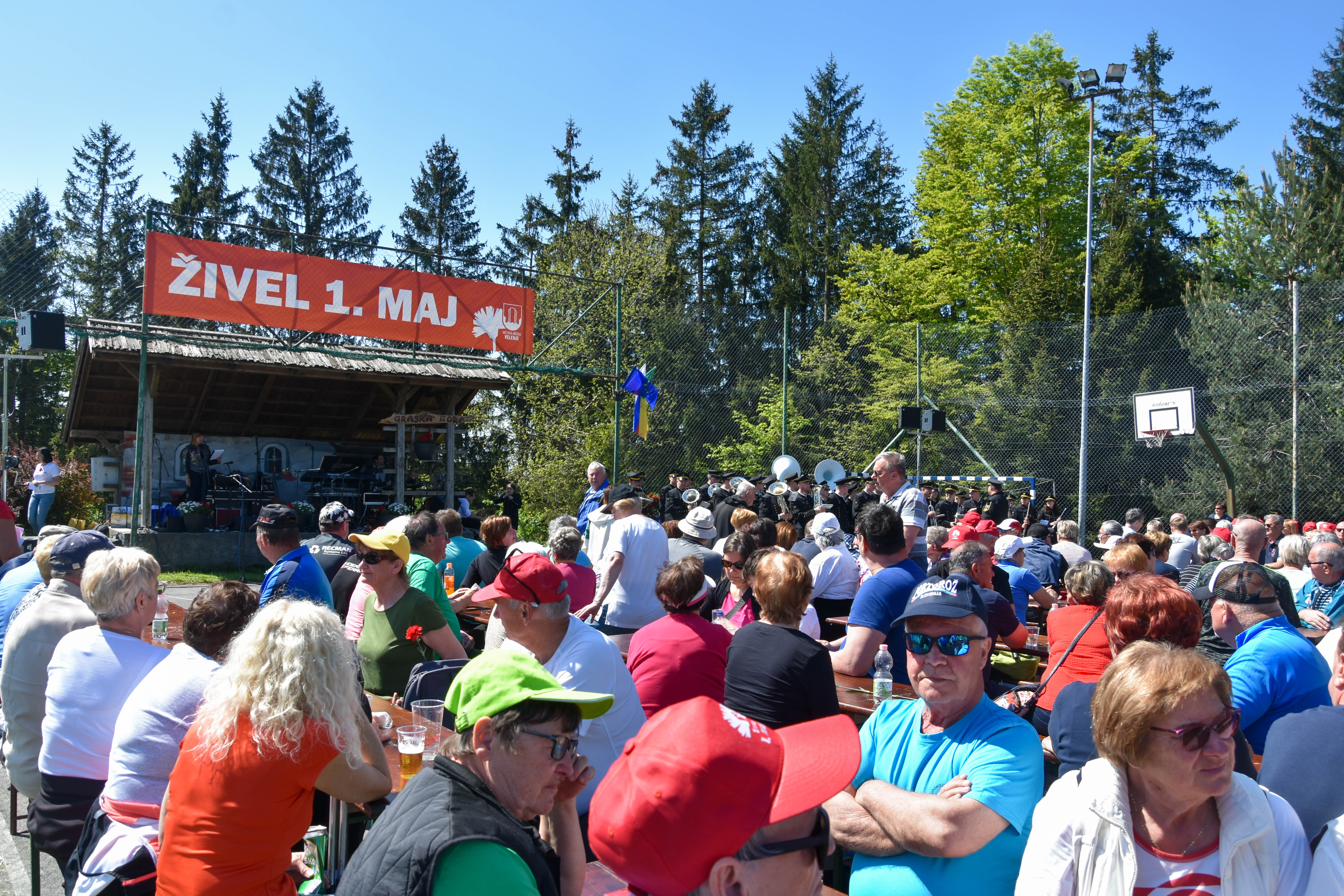 (FOTO in VIDEO) Prvomajsko srečanje na Graški gori: "Delavske pravice niso samoumevne"